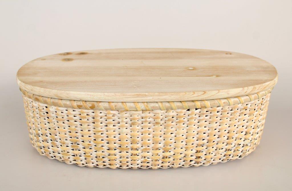Set Of 2 White Washed Baskets With Wooden Lid